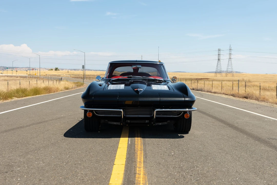 1963 Chevrolet Corvette C2 - Image 16 of 31