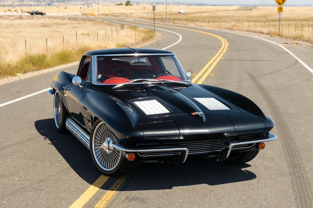 1963 Chevrolet Corvette C2 - Image 25 of 31