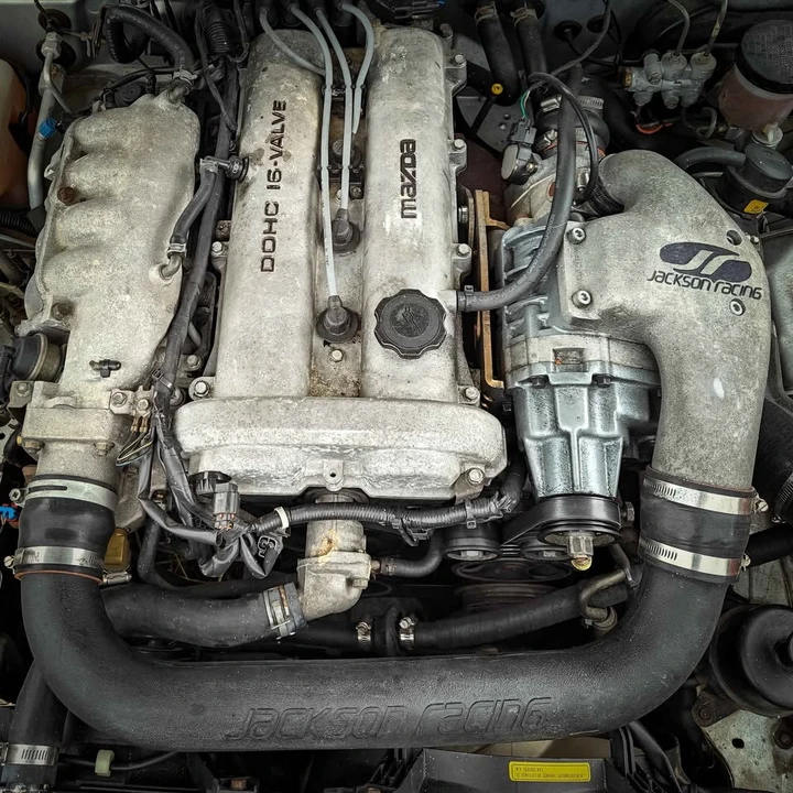 2000 Mazda NB MX-5 Miata - Image 2 of 8