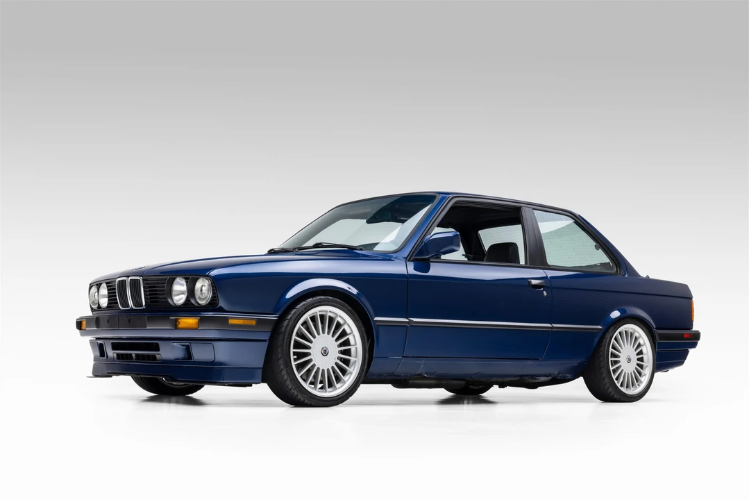 1989 BMW E30 3 Series - Image 2 of 31