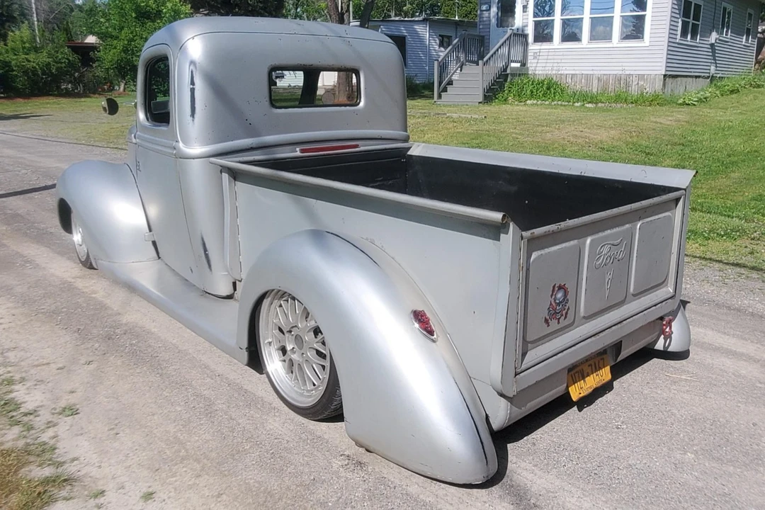 1940 Ford Pickup (1940-1947) - Image 2 of 31