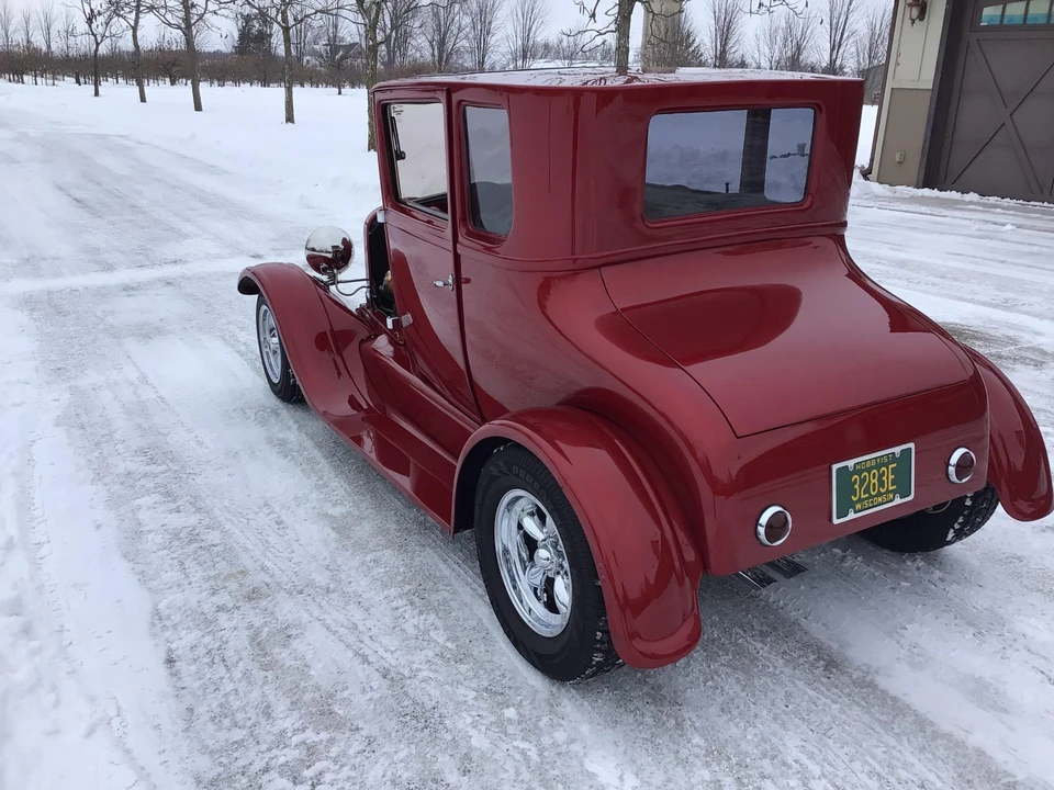 Ford Model T - Image 9 of 31