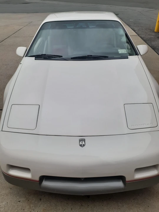 1984 Pontiac Fiero - Image 30 of 31