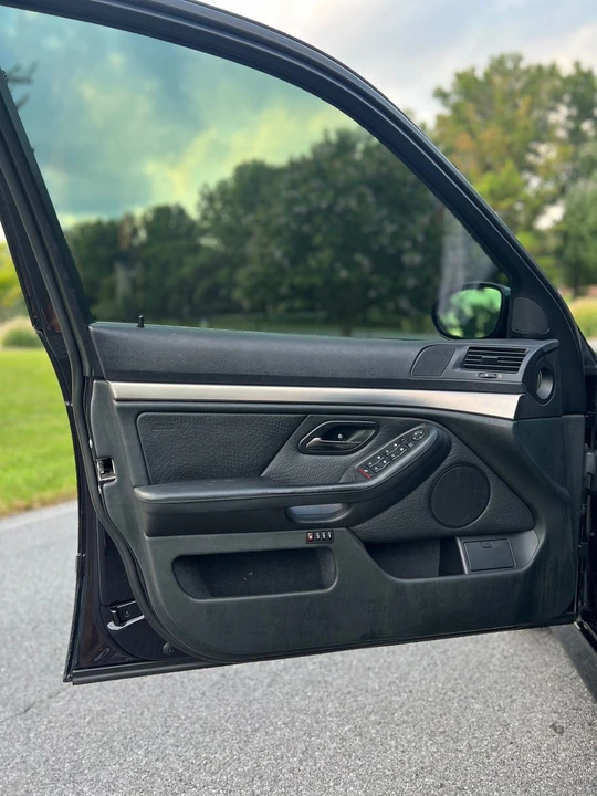2002 BMW E39 M5 - Image 13 of 23