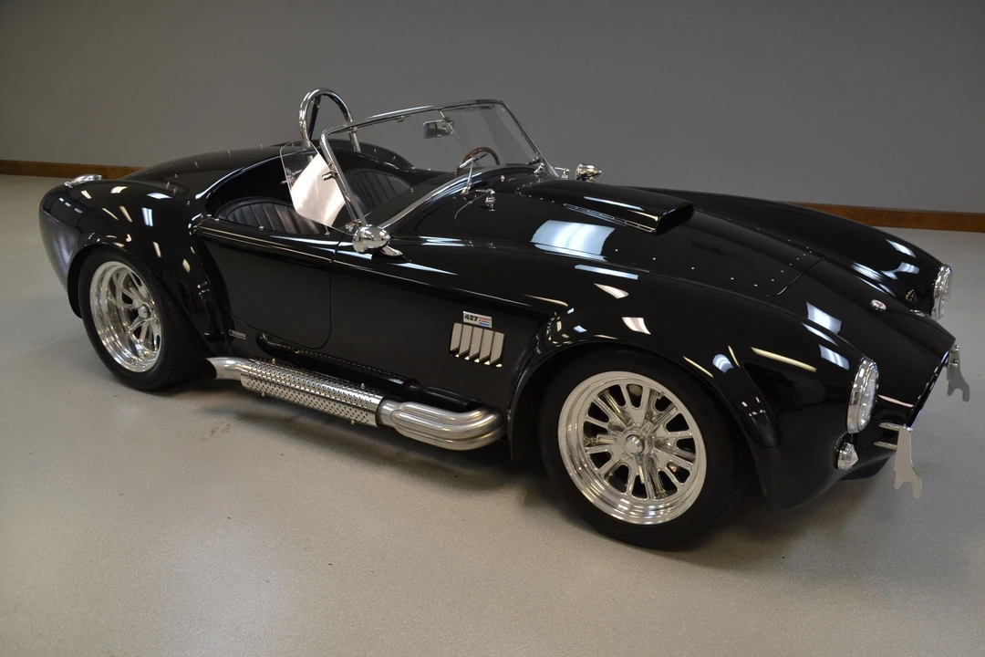 Shelby Cobra Replica - Image 28 of 31