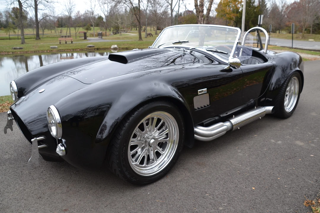 Shelby Cobra Replica - Image 15 of 31