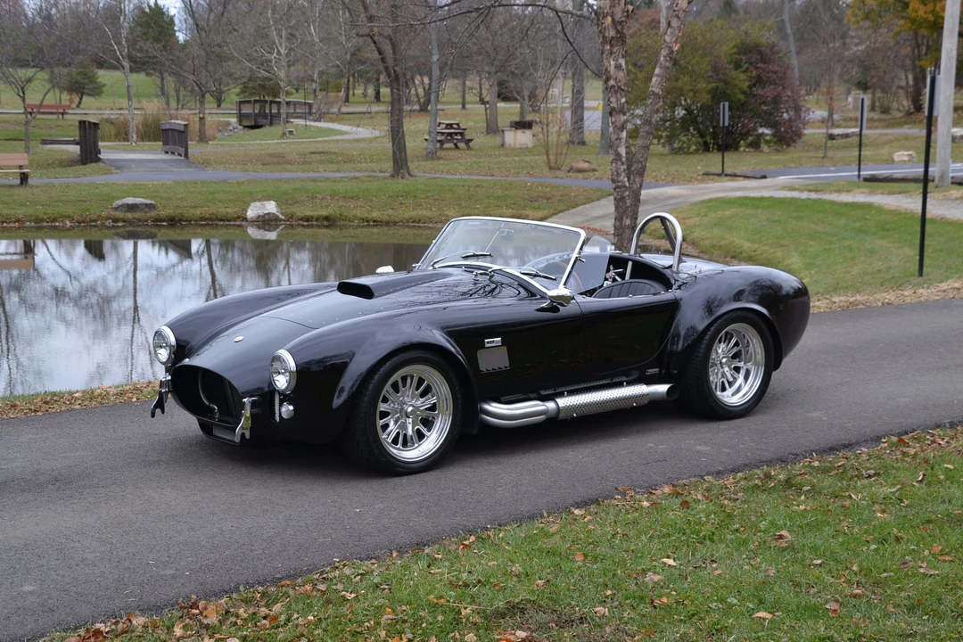 Shelby Cobra Replica - Image 19 of 31