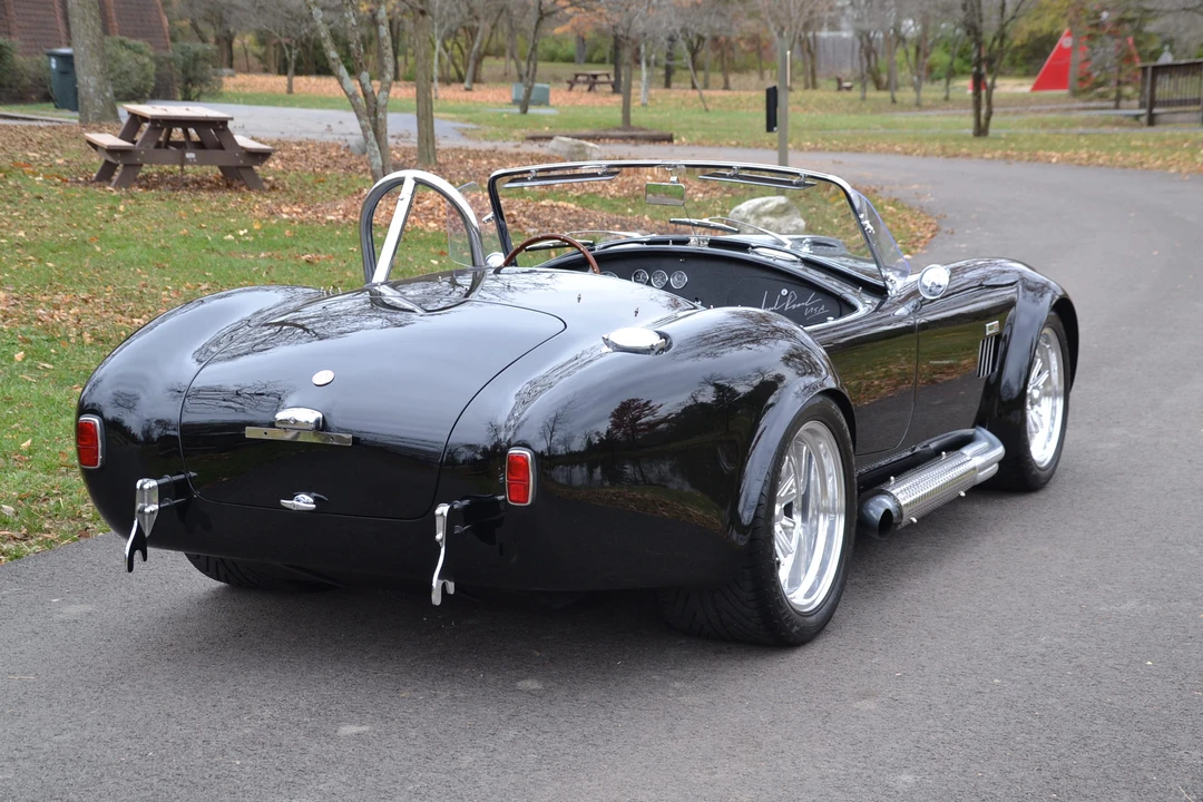 Shelby Cobra Replica - Image 22 of 31