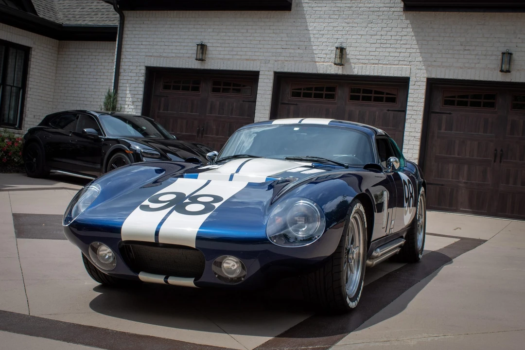 Shelby Daytona Replica - Image 2 of 31