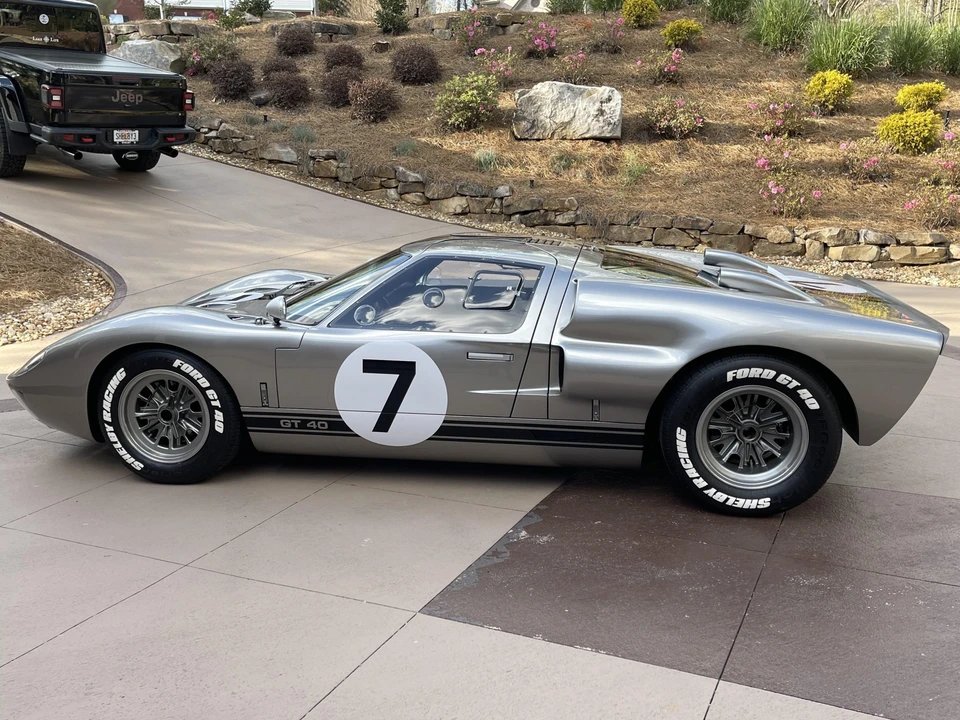 Ford Replica - Image 3 of 31