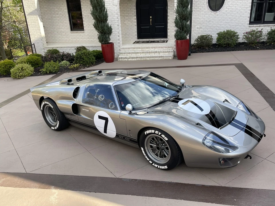 Ford Replica - Image 11 of 31