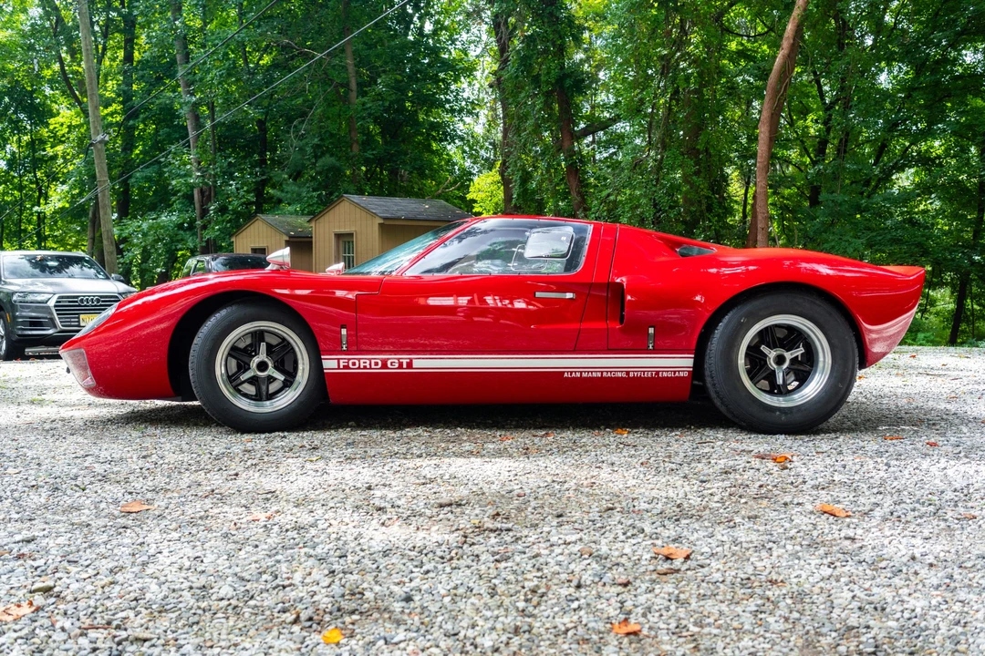 Ford Replica - Image 7 of 31
