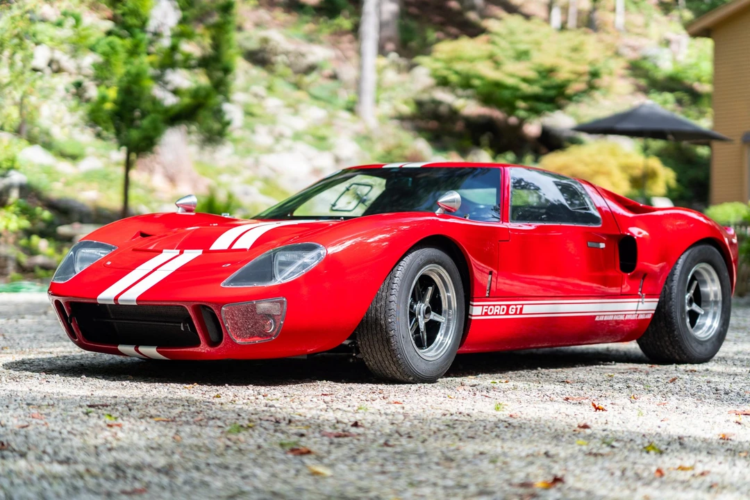 Ford Replica - Image 5 of 31