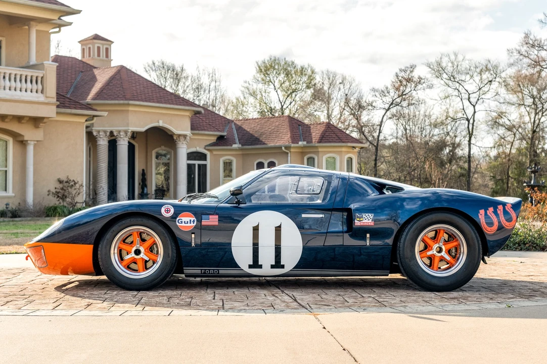 Ford Replica - Image 3 of 31