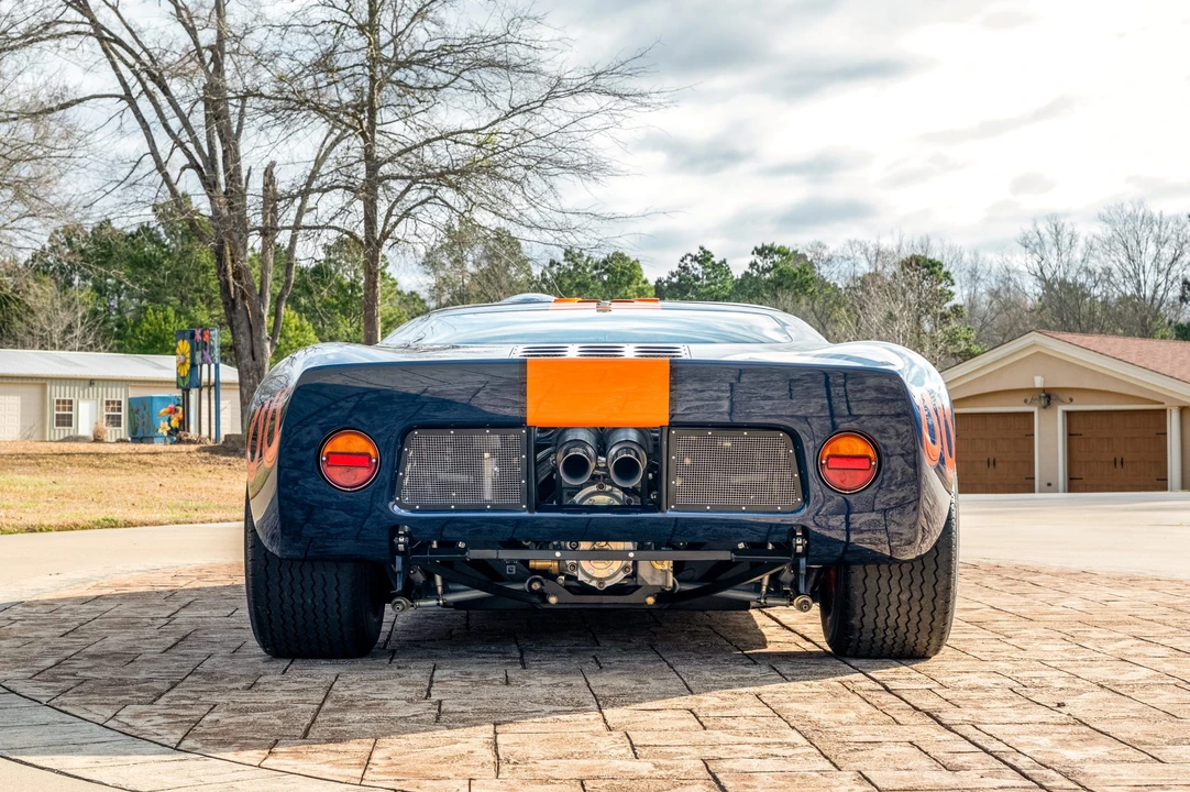 Ford Replica - Image 5 of 31
