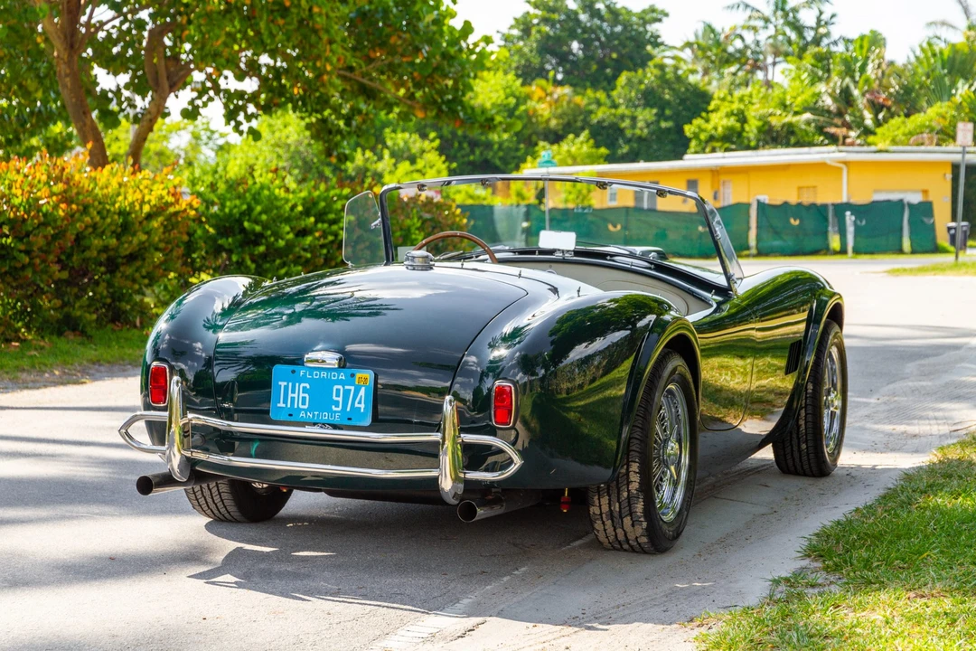 Shelby Cobra Replica - Image 12 of 31
