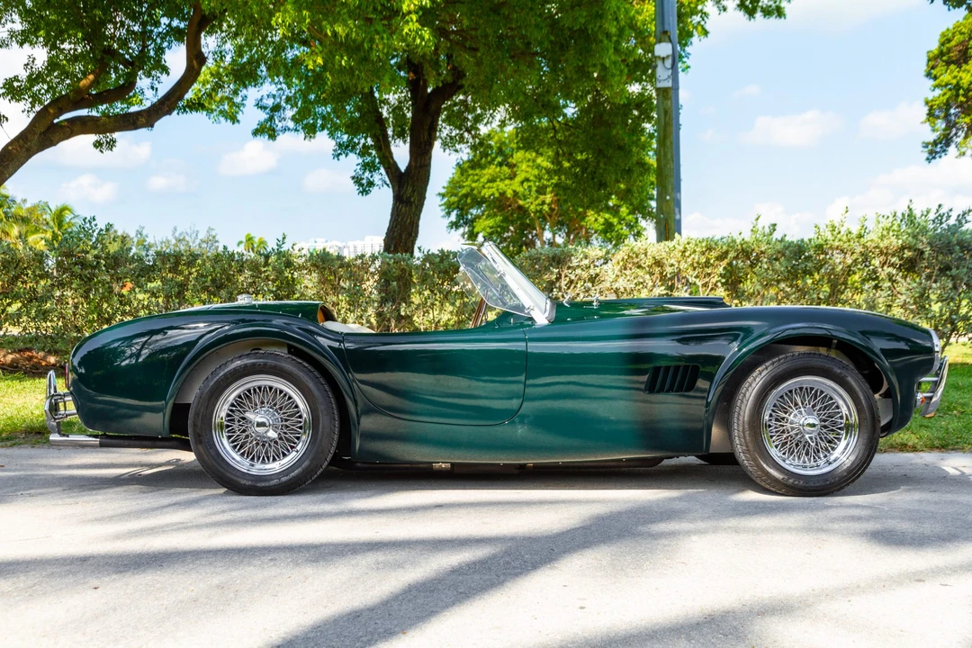 Shelby Cobra Replica - Image 16 of 31