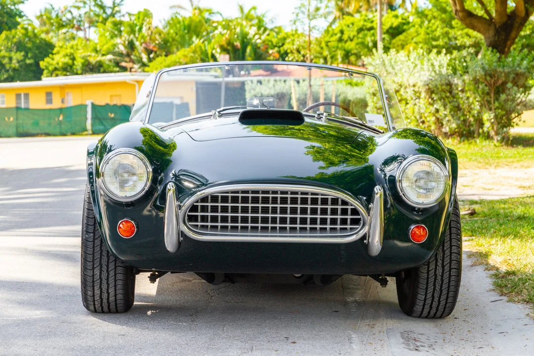 Shelby Cobra Replica - Image 25 of 31