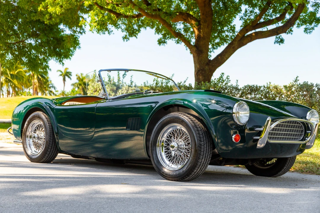 Shelby Cobra Replica - Image 17 of 31