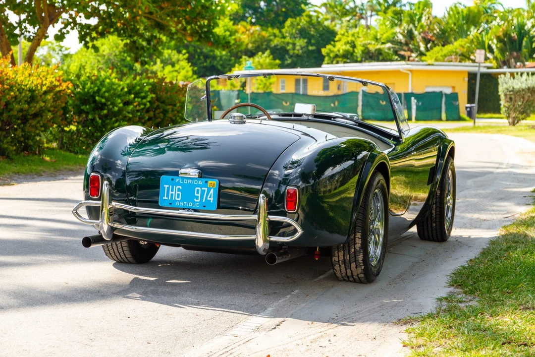 Shelby Cobra Replica - Image 13 of 31