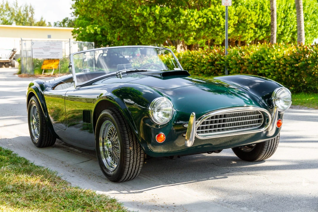 Shelby Cobra Replica - Image 23 of 31
