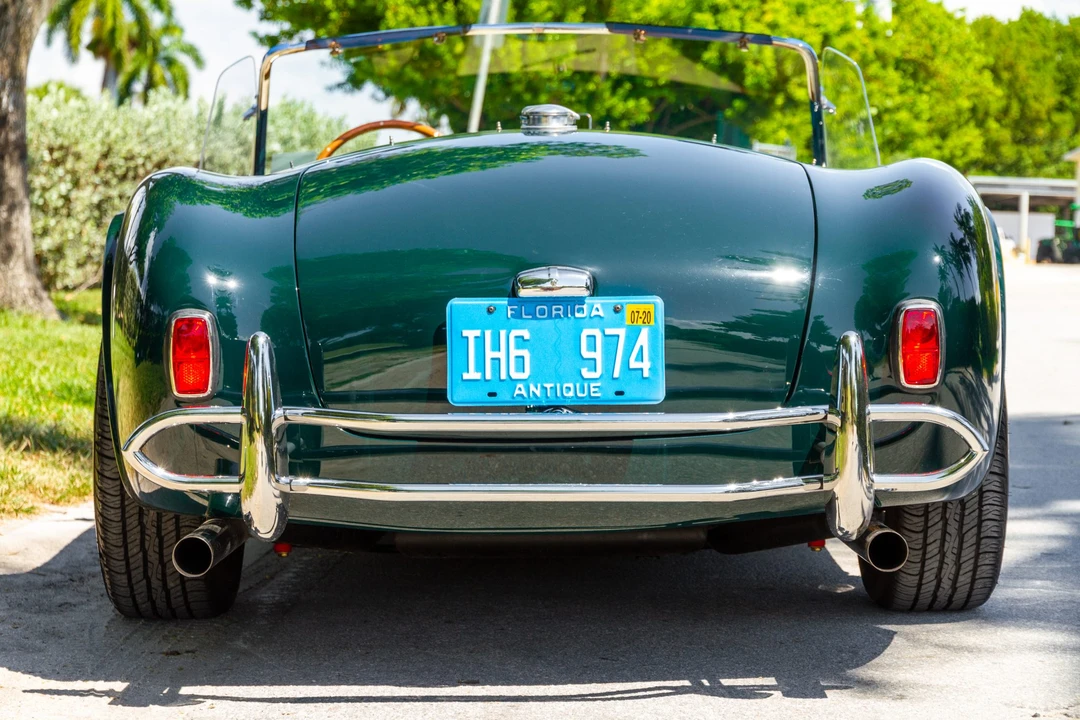Shelby Cobra Replica - Image 11 of 31