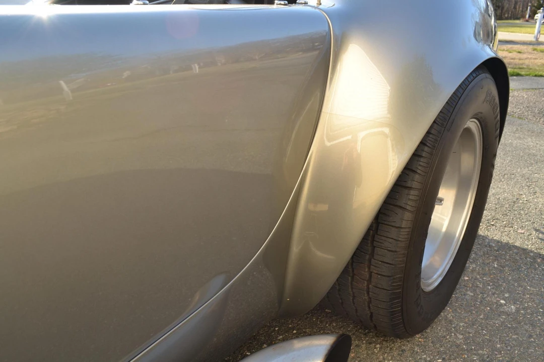 Shelby Cobra Replica - Image 25 of 31