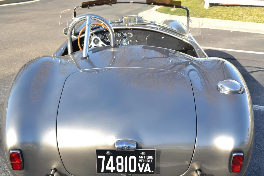 Shelby Cobra Replica - Image 28 of 31