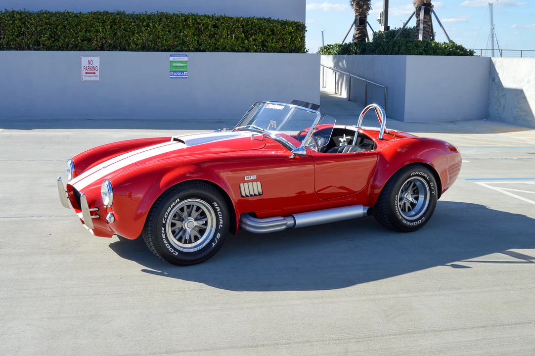 Shelby Cobra Replica - Image 25 of 31