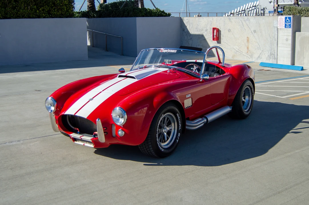 Shelby Cobra Replica - Image 18 of 31