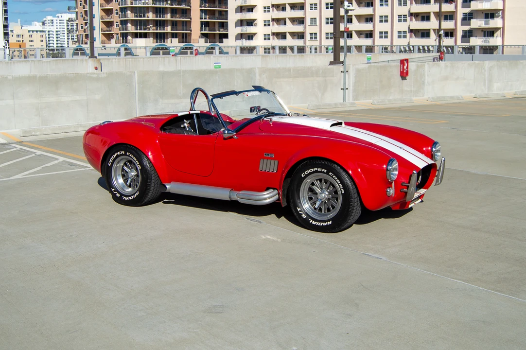 Shelby Cobra Replica - Image 3 of 31