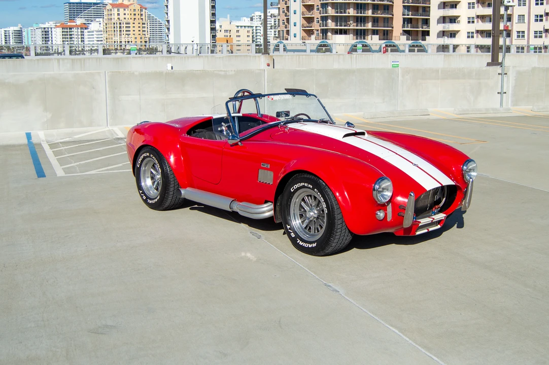 Shelby Cobra Replica - Image 4 of 31