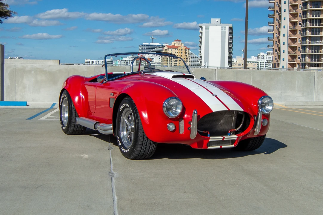 Shelby Cobra Replica - Image 7 of 31