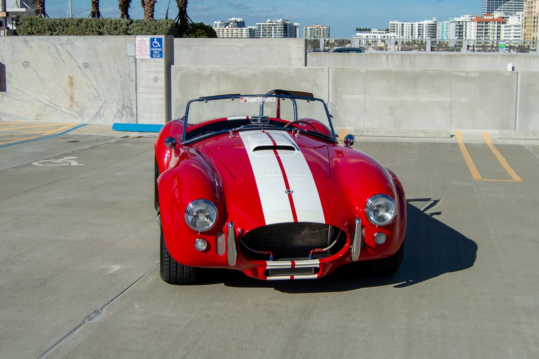 Shelby Cobra Replica - Image 8 of 31