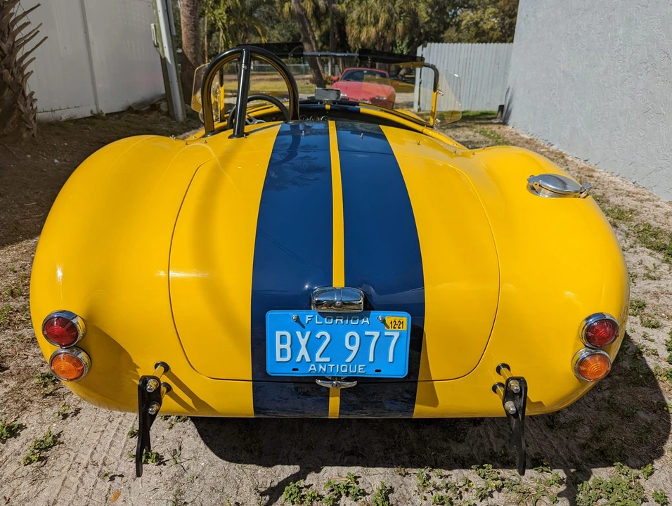 Shelby Cobra Replica - Image 9 of 31