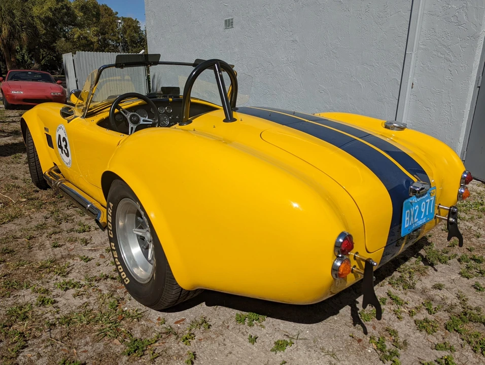 Shelby Cobra Replica - Image 7 of 31