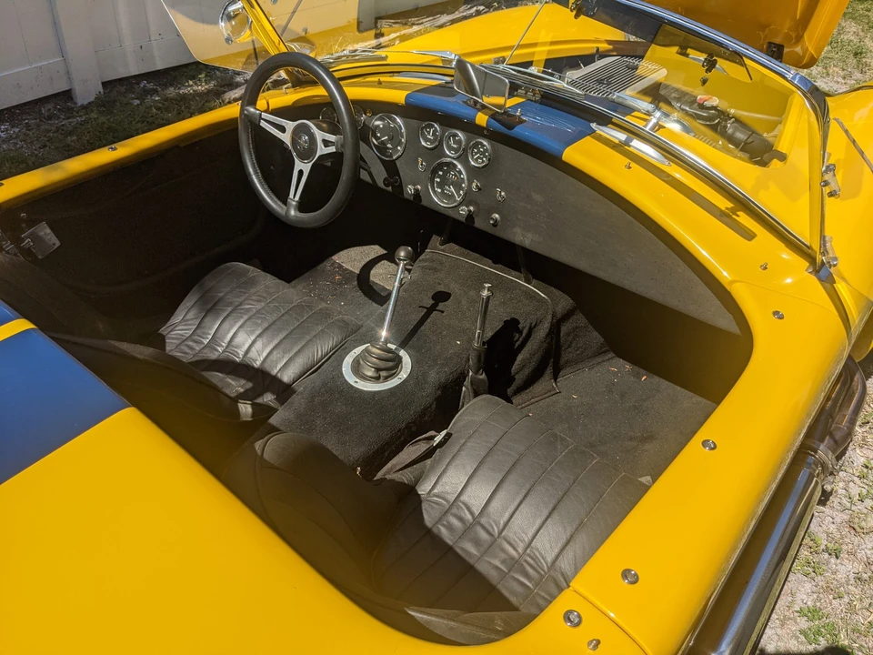 Shelby Cobra Replica - Image 29 of 31