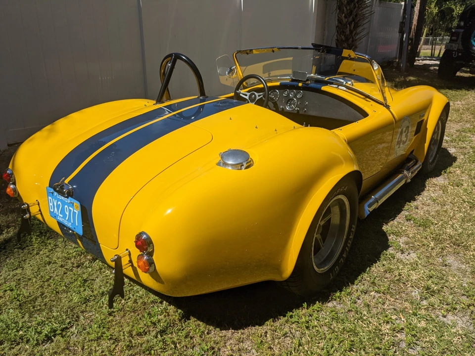 Shelby Cobra Replica - Image 11 of 31