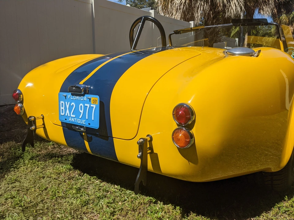 Shelby Cobra Replica - Image 24 of 31