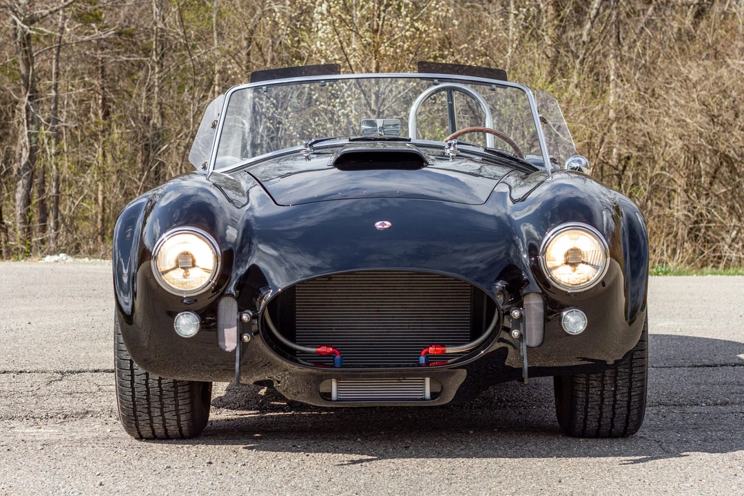 Shelby Cobra Replica - Image 12 of 31