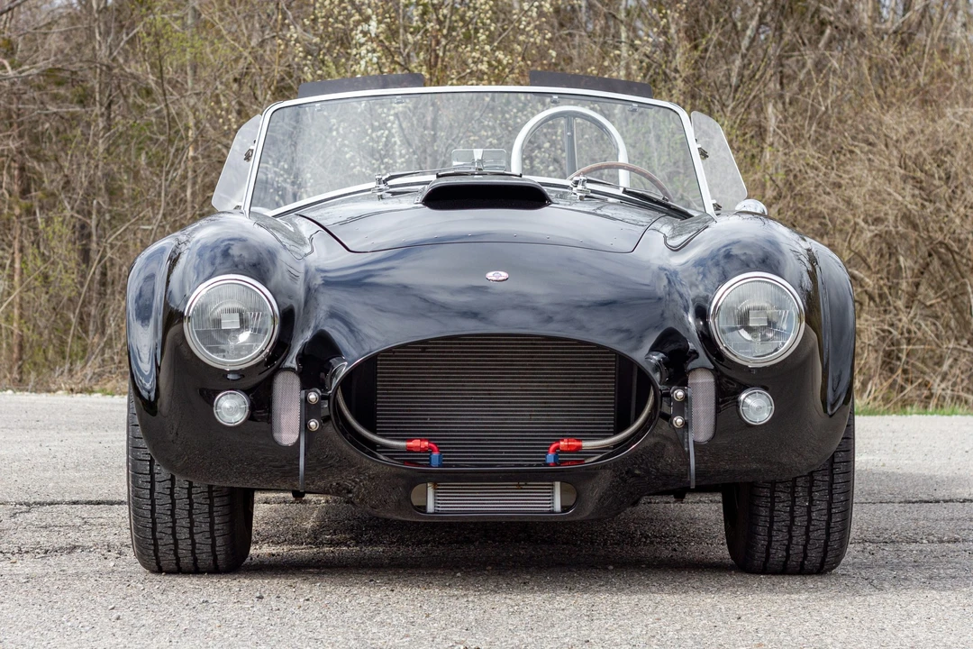 Shelby Cobra Replica - Image 11 of 31