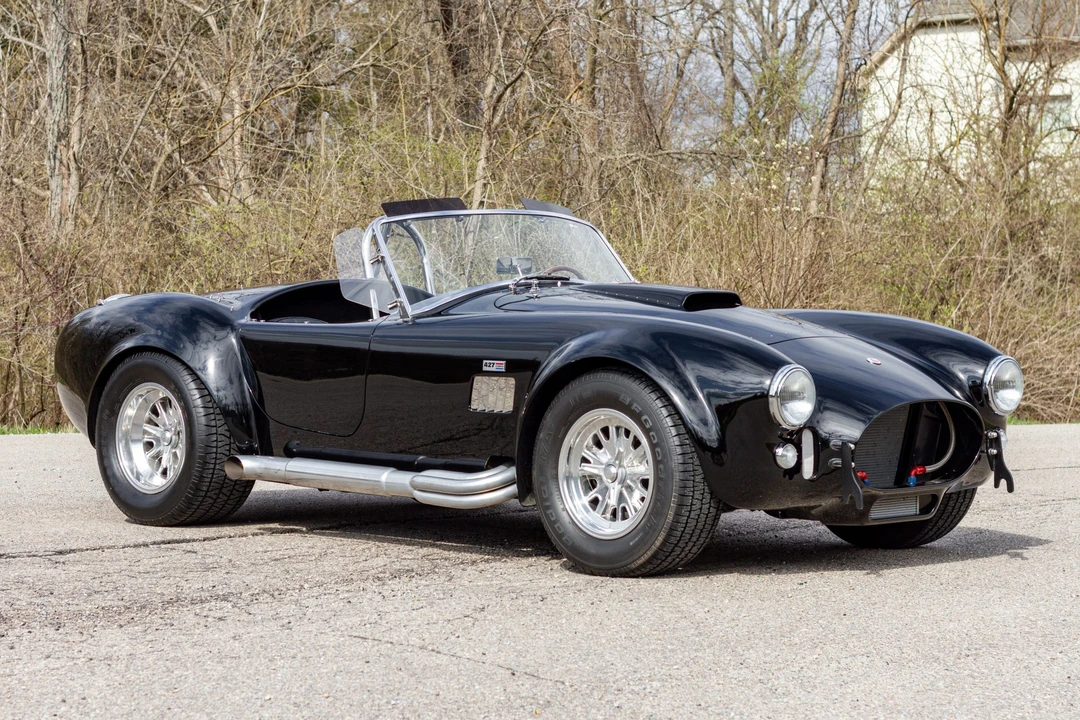 Shelby Cobra Replica - Image 10 of 31