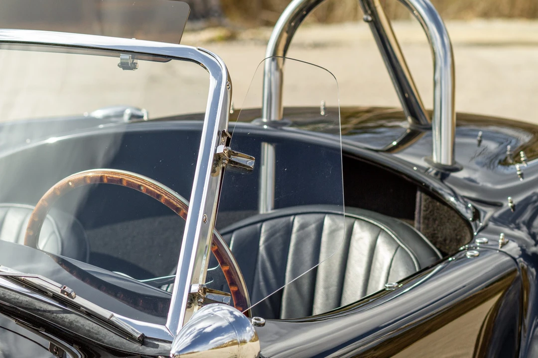 Shelby Cobra Replica - Image 22 of 31