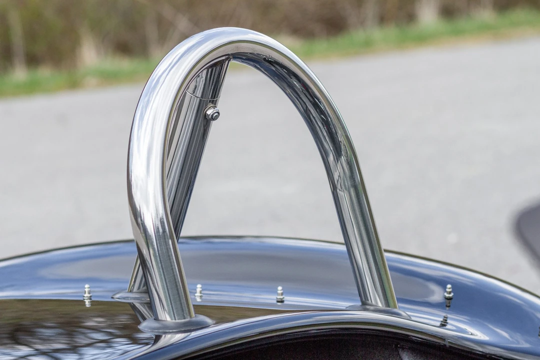Shelby Cobra Replica - Image 23 of 31
