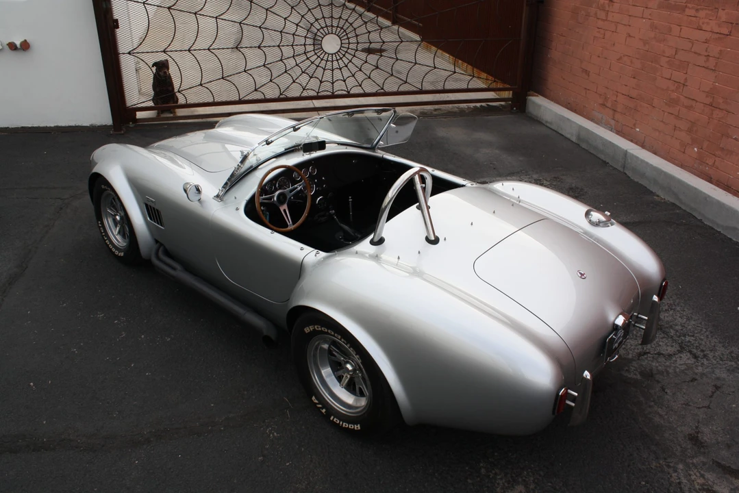 Shelby Cobra Replica - Image 30 of 31