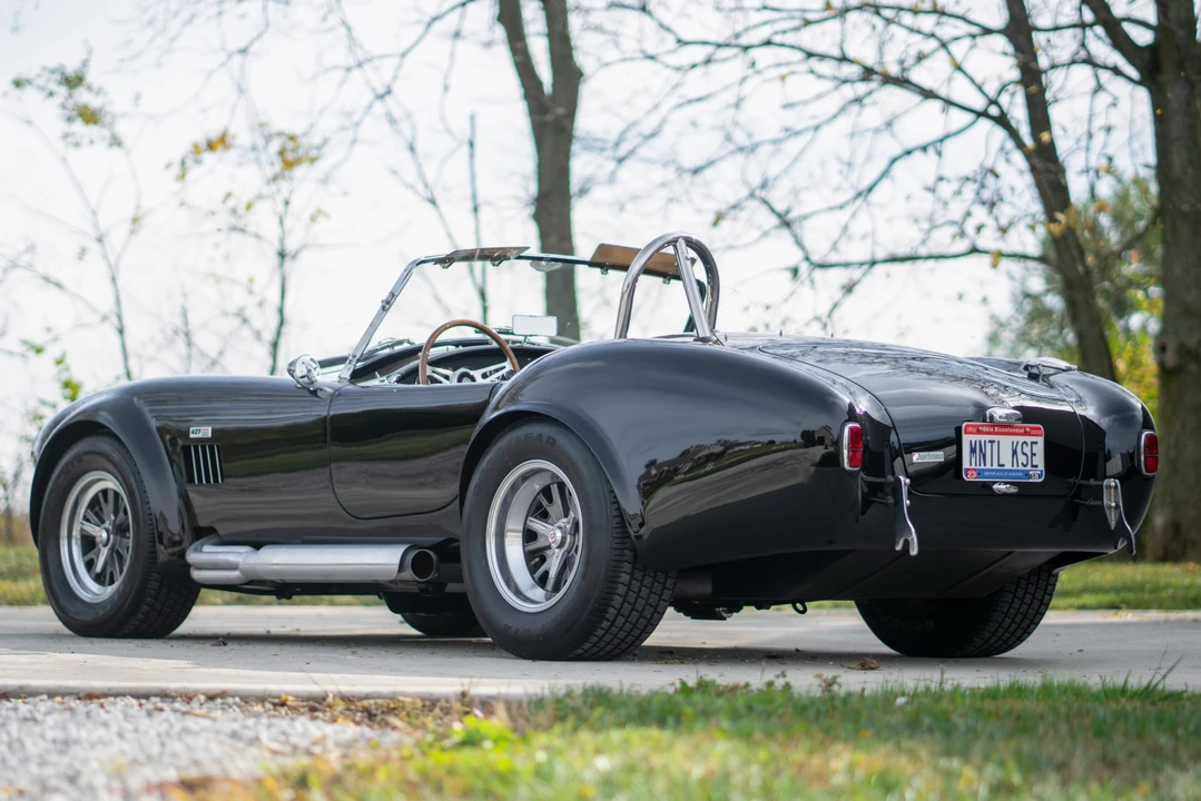 Shelby Cobra Replica - Image 13 of 31