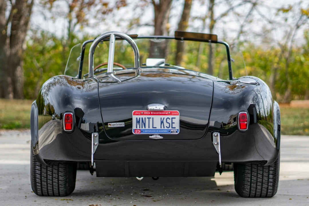 Shelby Cobra Replica - Image 12 of 31