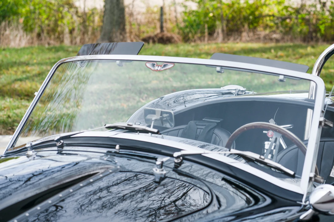 Shelby Cobra Replica - Image 18 of 31