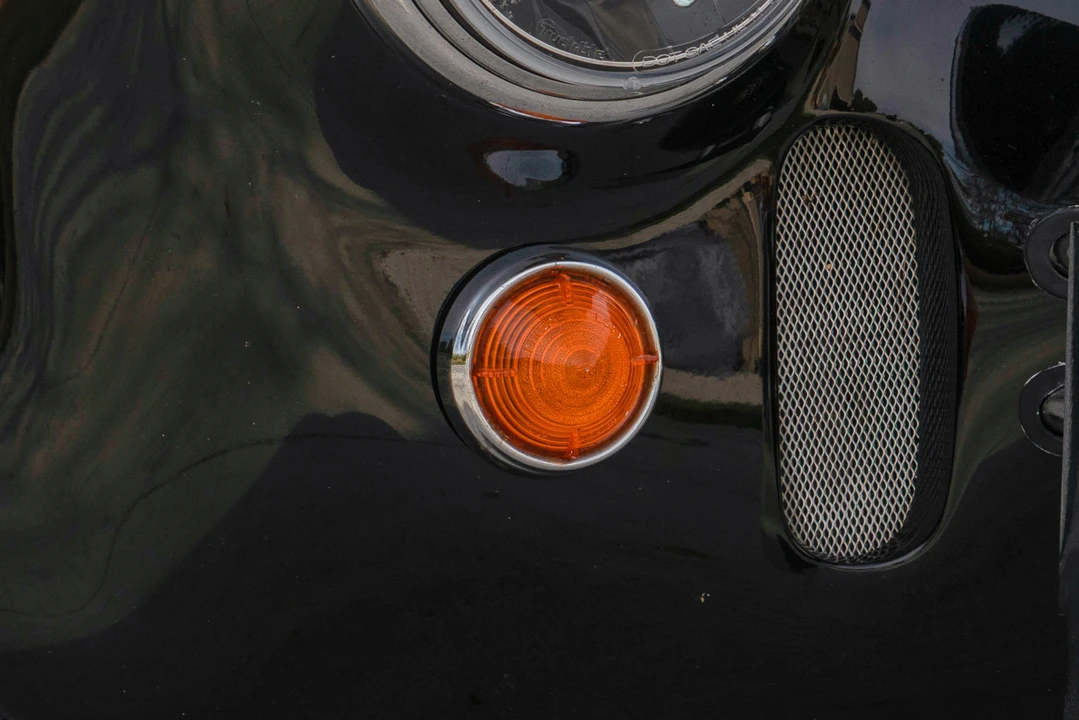 Shelby Cobra Replica - Image 24 of 31