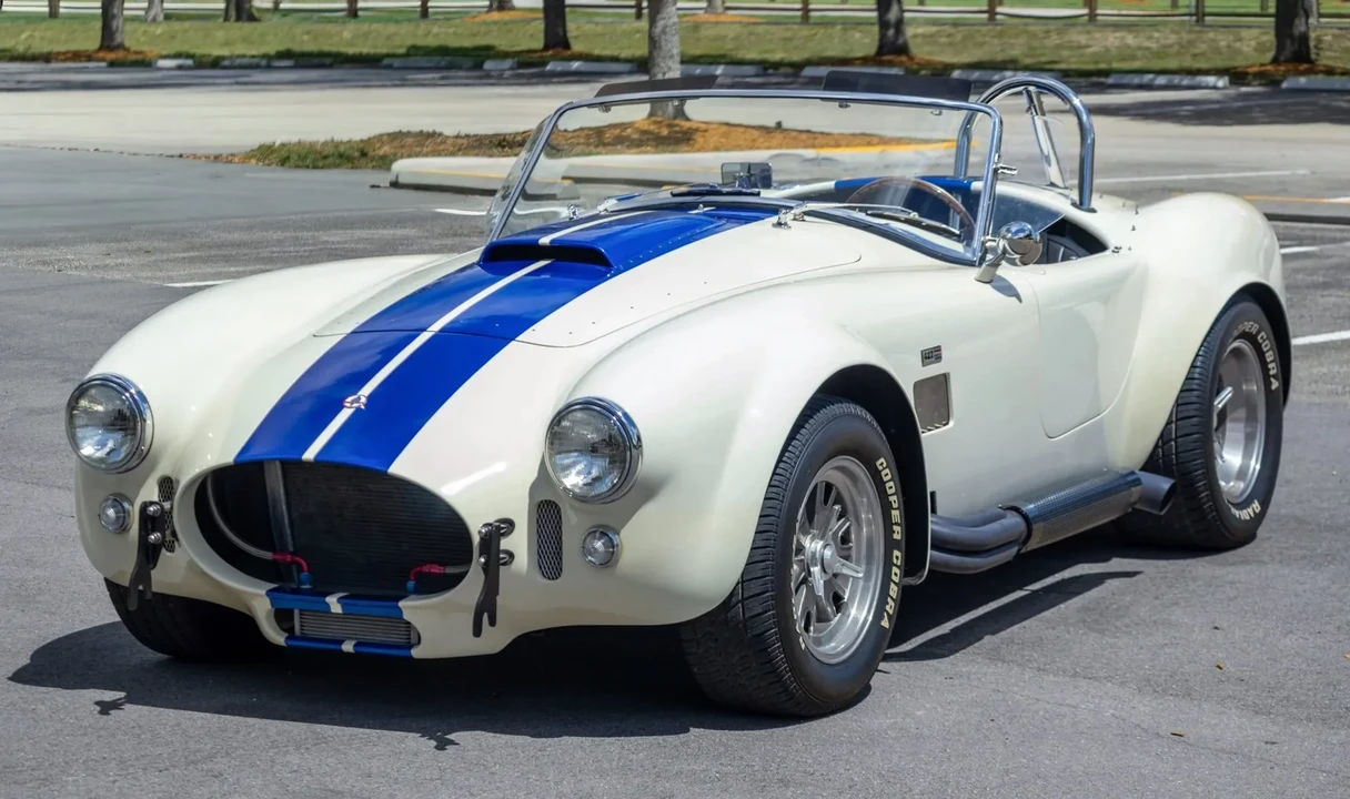 2007 Superformance - Image 11 of 31